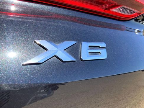 Used 2024 BMW X6 xDrive40i w/ Premium Package AWD/4WD image 38