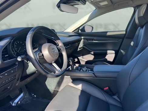 Used 2025 MAZDA MAZDA3 s image 9