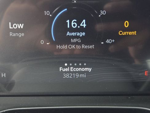 Used 2024 Jeep Grand Cherokee L Laredo RWD image 15