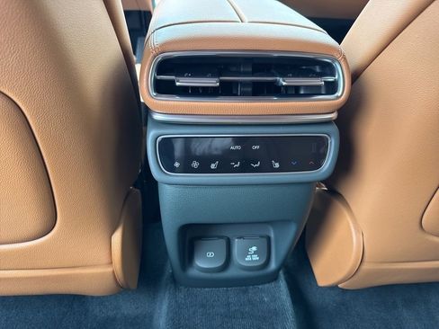 New 2026 Genesis GV80 2.5T Prestige image 49