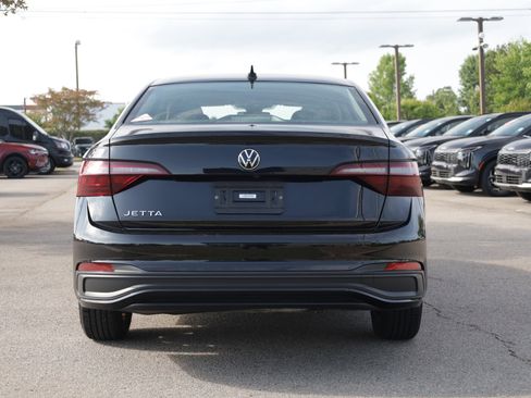 Used 2024 Volkswagen Jetta S FWD image 4