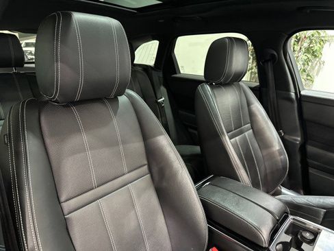 Used 2018 Land Rover Range Rover Velar R-Dynamic SE AWD/4WD image 65