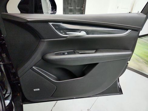 Used 2019 Cadillac XT5 Luxury FWD image 28