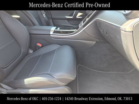Used 2023 Mercedes-Benz C 300 Sedan image 11