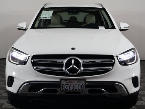 Certified 2022 Mercedes-Benz GLC 300 image 2