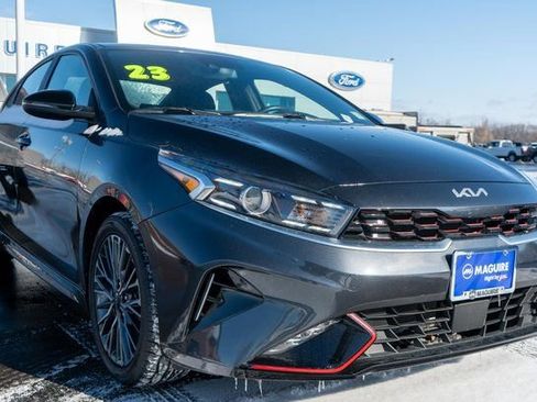 Used 2023 Kia Forte GT-Line w/ GT-Line Premium Package image 4