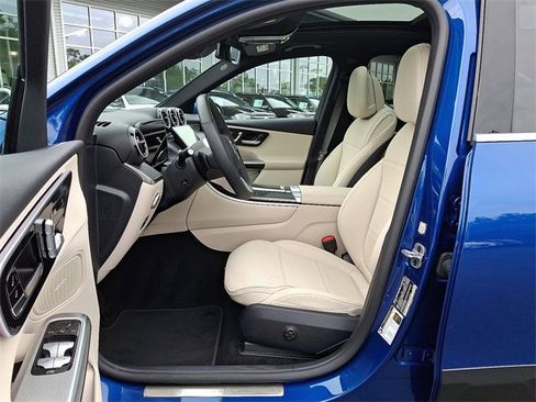 Certified 2025 Mercedes-Benz GLC 300 4MATIC image 15