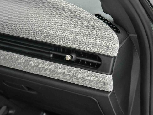 Used 2025 MINI Cooper S image 16