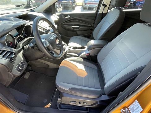 Used 2016 Ford Escape SE image 14