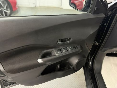 Used 2022 Nissan Kicks SV FWD image 25