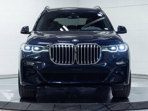 Used 2022 BMW X7 xDrive40i w/ M Sport Package image 5