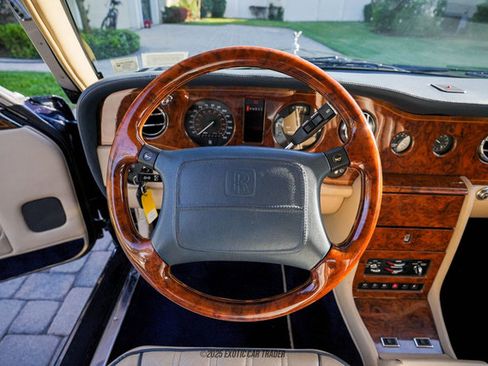Used 1996 Rolls-Royce Silver Dawn RWD image 28