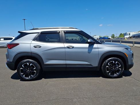 Certified 2023 Chevrolet TrailBlazer LT w/ Convenience Package AWD/4WD image 7