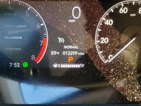Used 2026 Honda HR-V LX image 18