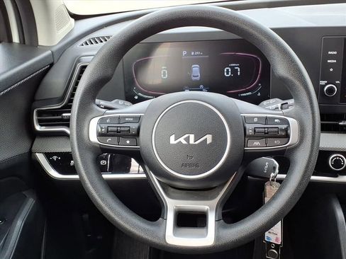 Used 2024 Kia Sportage LX FWD image 27