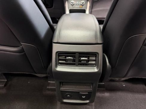Used 2024 Ford Edge SEL w/ Convenience Package AWD/4WD image 33