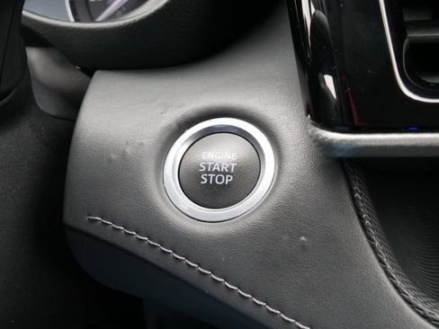 Used 2021 Toyota Highlander Platinum image 27