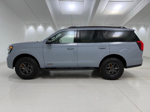 New 2026 Ford Expedition Tremor image 5