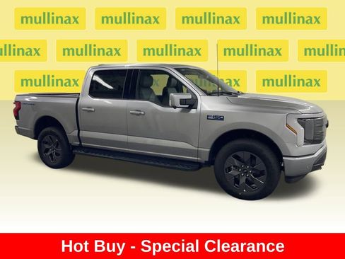 New 2025 Ford F150 Lightning Lariat image 2