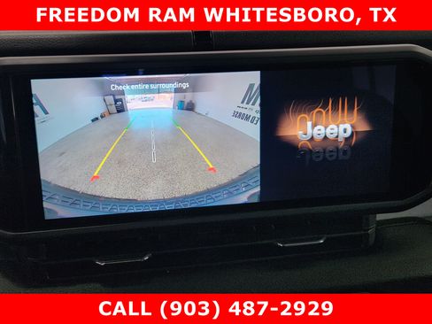 Used 2025 Jeep Wrangler Unlimited Sport AWD/4WD image 12