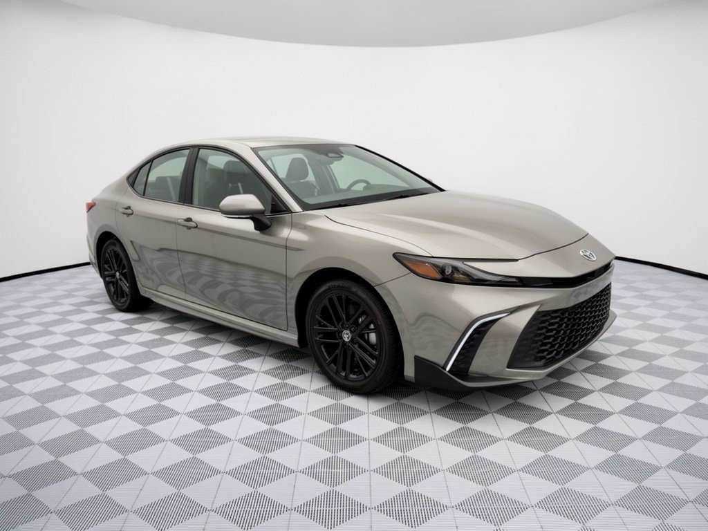 Used 2026 Toyota Camry SE FWD image 7