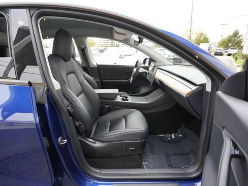 Used 2020 Tesla Model Y Performance image 34