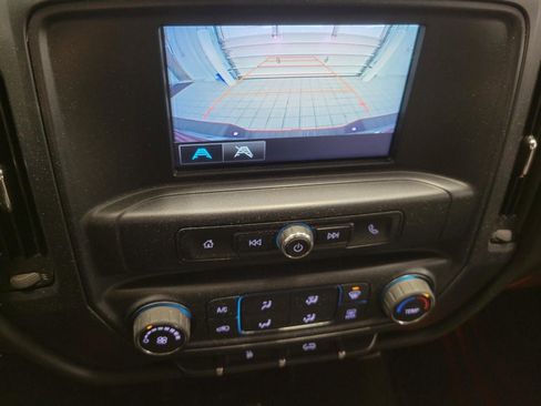 Used 2017 Chevrolet Silverado 1500 Custom w/ Custom Convenience Package AWD/4WD image 14