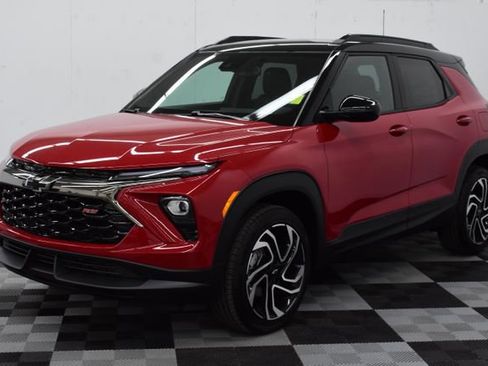 New 2026 Chevrolet TrailBlazer RS w/ Convenience Package image 2