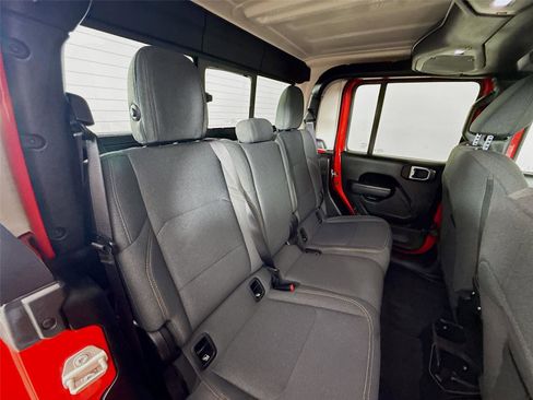 Used 2024 Jeep Gladiator Sport image 24