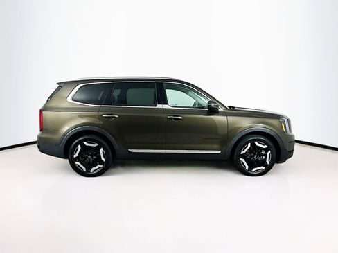 Used 2025 Kia Telluride S FWD image 10