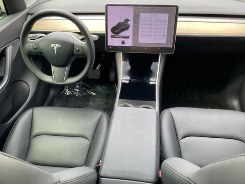 Used 2020 Tesla Model Y Long Range AWD/4WD image 5