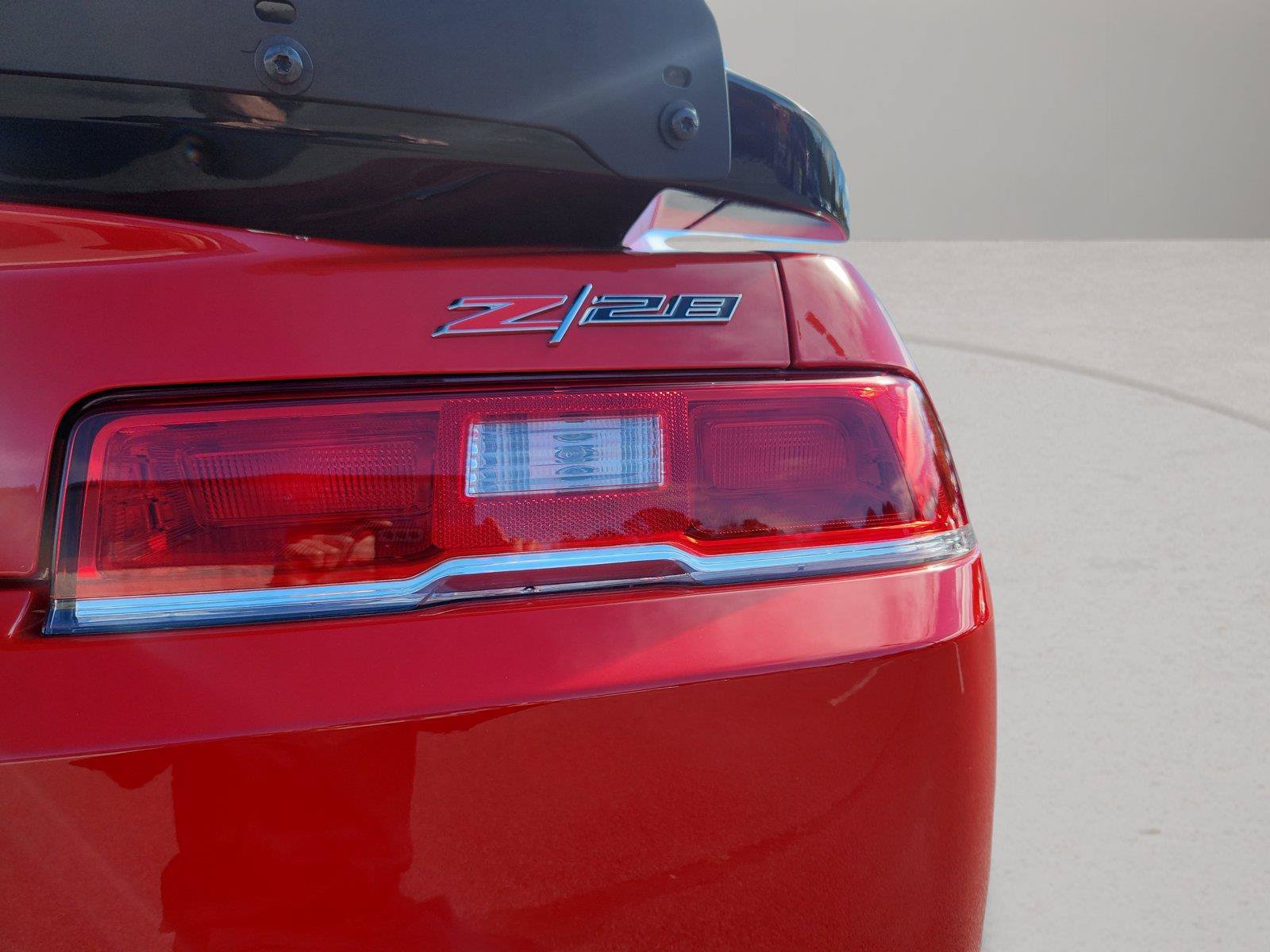 Used 2015 Chevrolet Camaro Z/28 RWD image 44