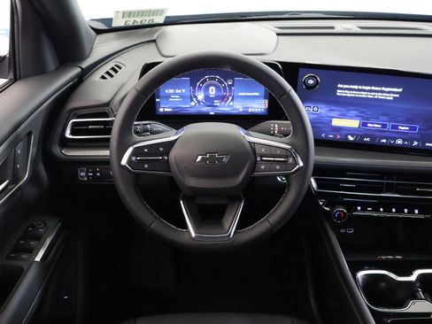 New 2026 Chevrolet Traverse LT w/ Midnight/Sport Edition image 17