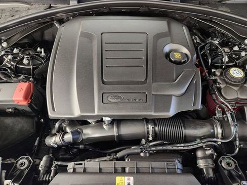 New 2026 Land Rover Range Rover Velar S image 31