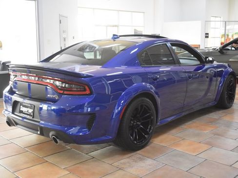 Used 2022 Dodge Charger SRT Hellcat w/ Harman/Kardon Audio Group image 3