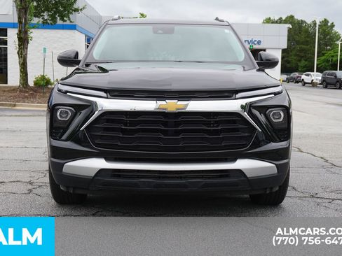 Used 2025 Chevrolet TrailBlazer LT FWD image 12