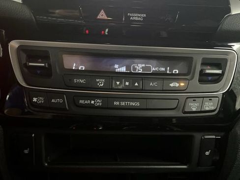 Used 2020 Honda Ridgeline RTL-E image 18