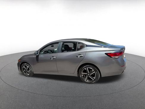 Used 2025 Nissan Sentra SV FWD image 10