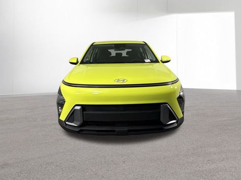New 2026 Hyundai Kona SE image 8
