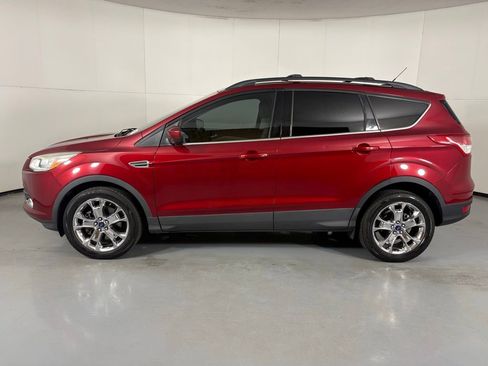 Used 2015 Ford Escape SE w/ Equipment Group 201A image 5