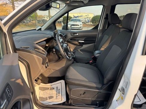 Used 2020 Ford Transit Connect XLT image 13