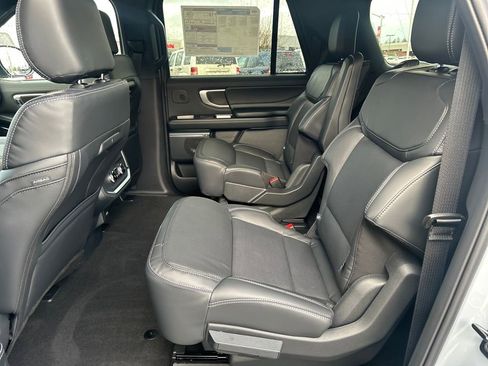 New 2025 Ford Expedition Max Platinum w/ Stealth Performance Package image 28