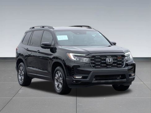 Certified 2023 Honda Passport TrailSport image 8