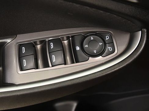 Used 2023 Chevrolet Malibu LT FWD image 15