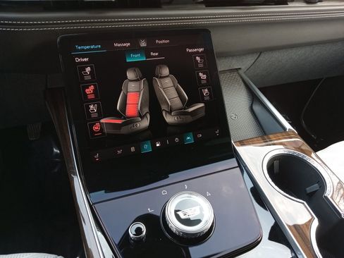 Used 2026 Cadillac Escalade Platinum Sport w/ LPO, ONYX Package image 20