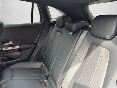 Used 2022 Mercedes-Benz GLA 250 w/ Premium Package Lite image 21