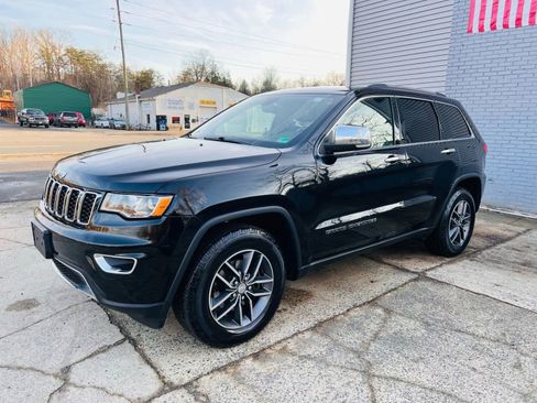 Used 2017 Jeep Grand Cherokee Limited image 1