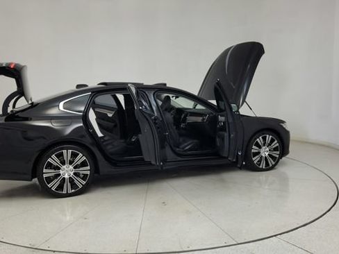Used 2023 Volvo S90 B6 Plus AWD/4WD image 20