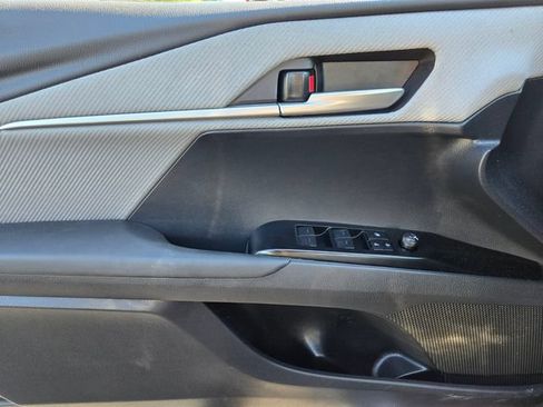 Used 2025 Toyota Camry SE w/ Convenience Package FWD image 39