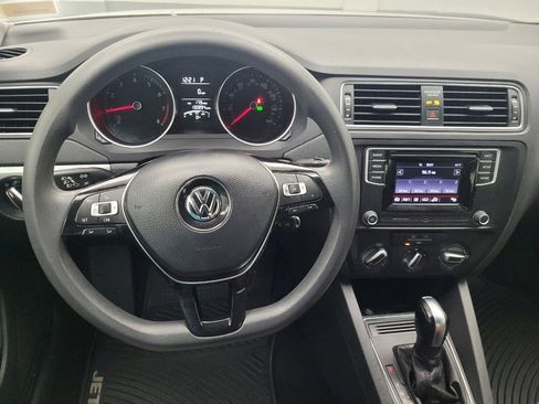 Used 2018 Volkswagen Jetta S FWD image 22